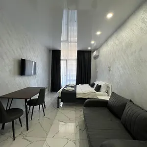 Bst Appartments Plus Батуми